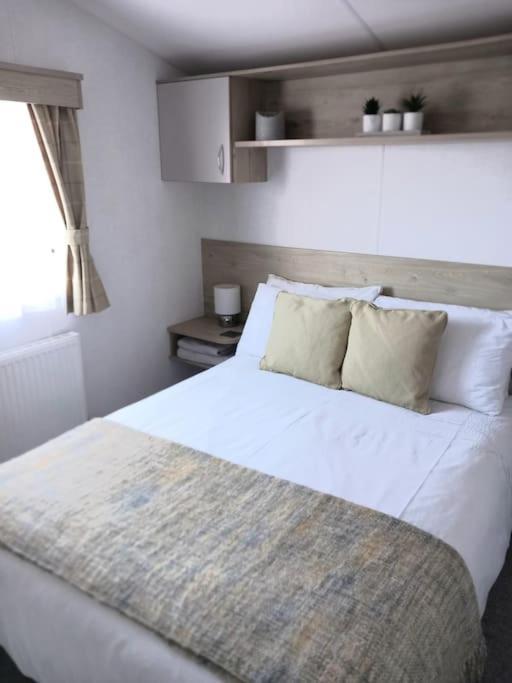 Sea Breeze, Modern, Cosy Holiday Home Haverigg Zewnętrze zdjęcie