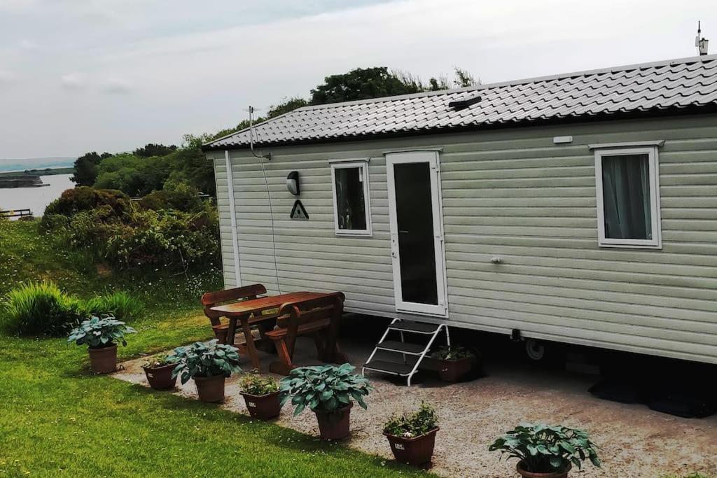 Sea Breeze, Modern, Cosy Holiday Home Haverigg Zewnętrze zdjęcie